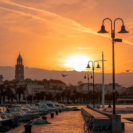 Marilu Split, Self Check In 스플리트