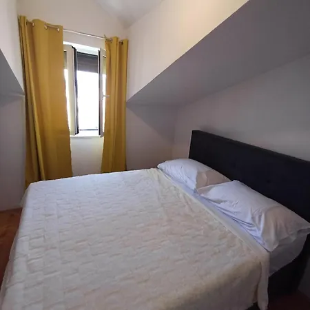 Marilu Split, Self Check In Apartman