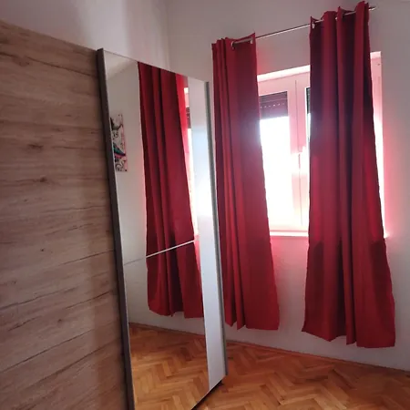 Marilu Split, Self Check In Apartman *